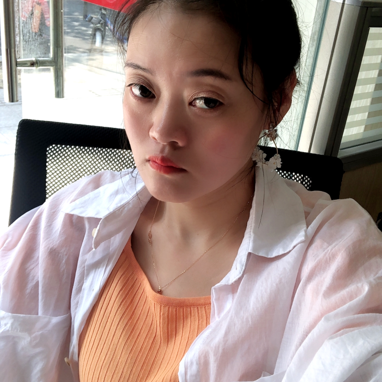 狗迎着急的照片