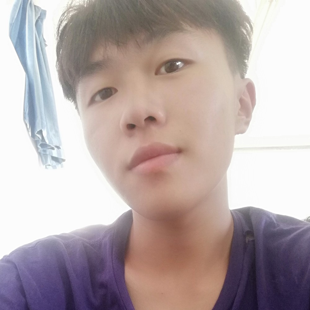 积极废人。的照片