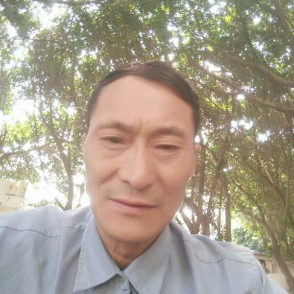 书本蹁跹安静的照片