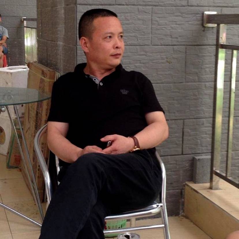 孤單遇見情动的照片