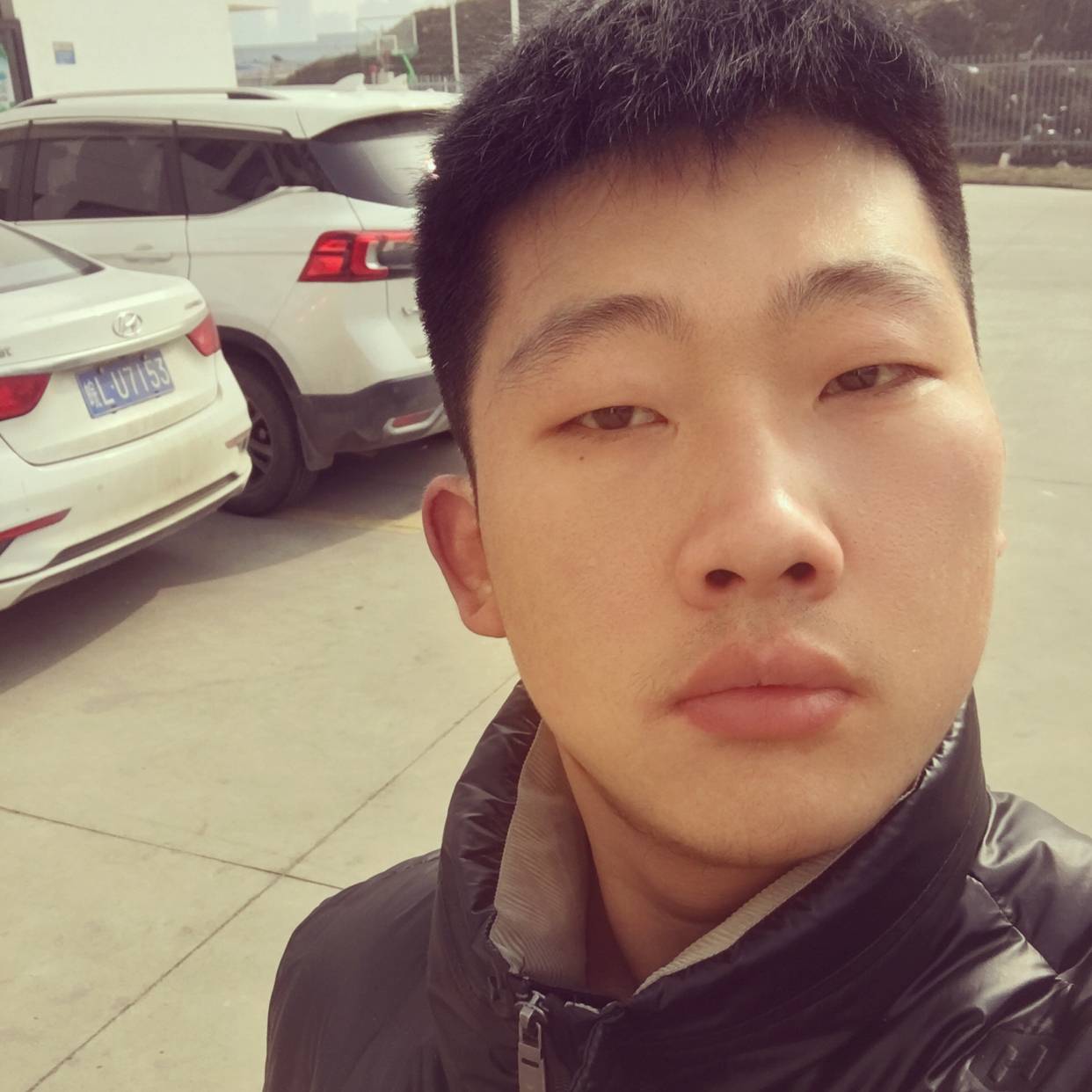 霓裳闻机智的照片