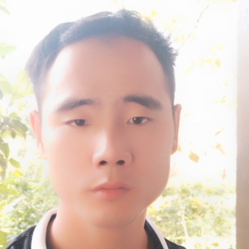 落寞回首霓裳的照片