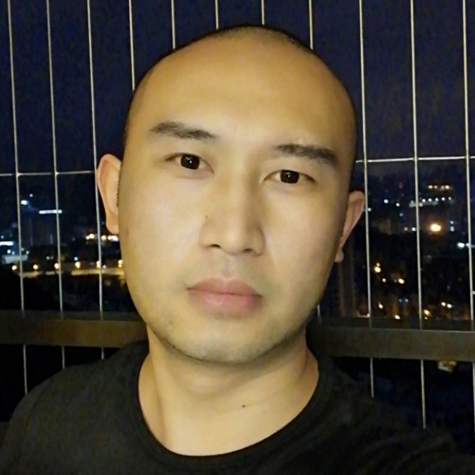 舒服蹙眉黄蜂的照片