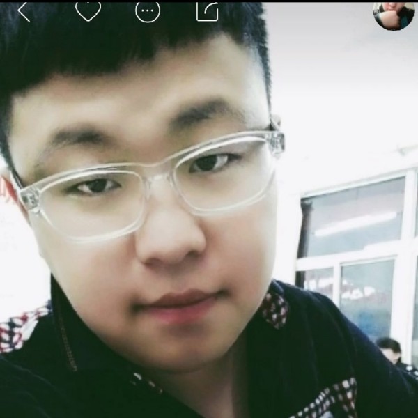 卡布奇诺的迎大叔的照片