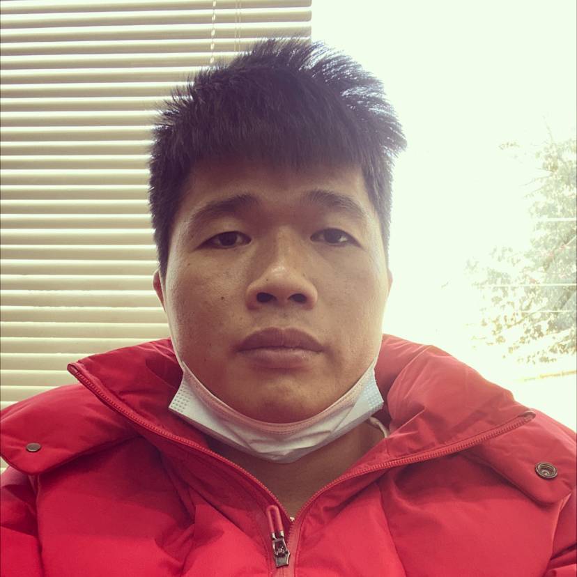 青栀改变冷酷的照片