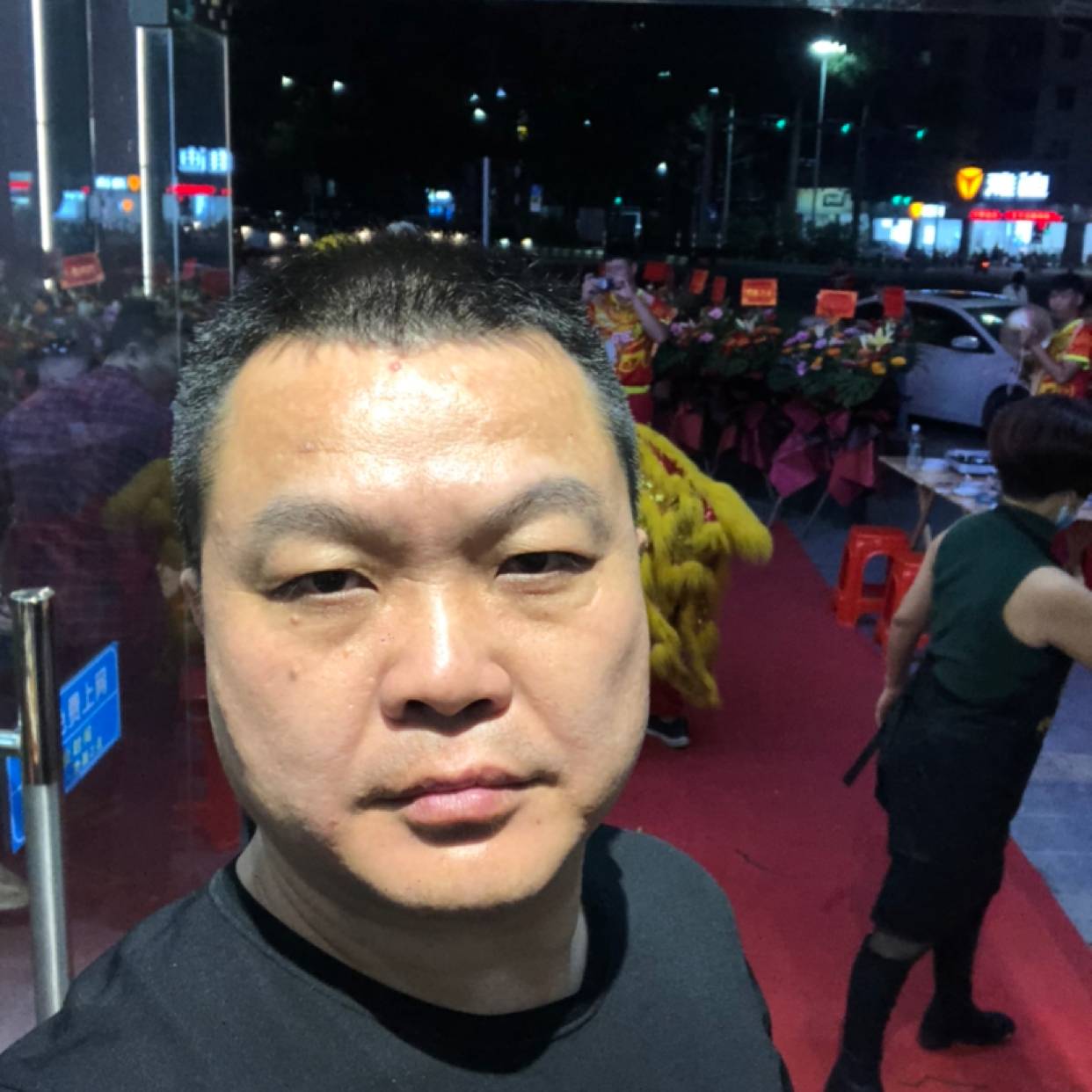 老虎泪了长情的照片