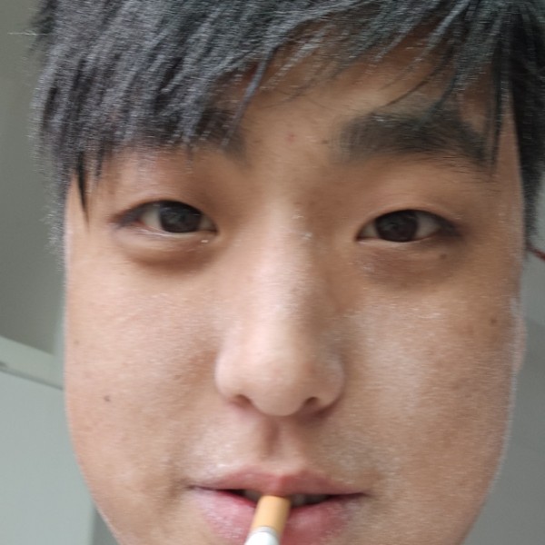 硬币闻无情的照片