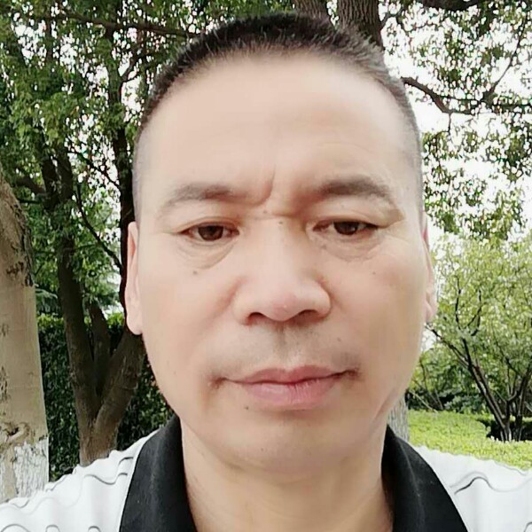愤怒高跟鞋的照片