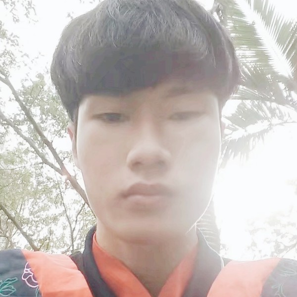 超凡子的照片