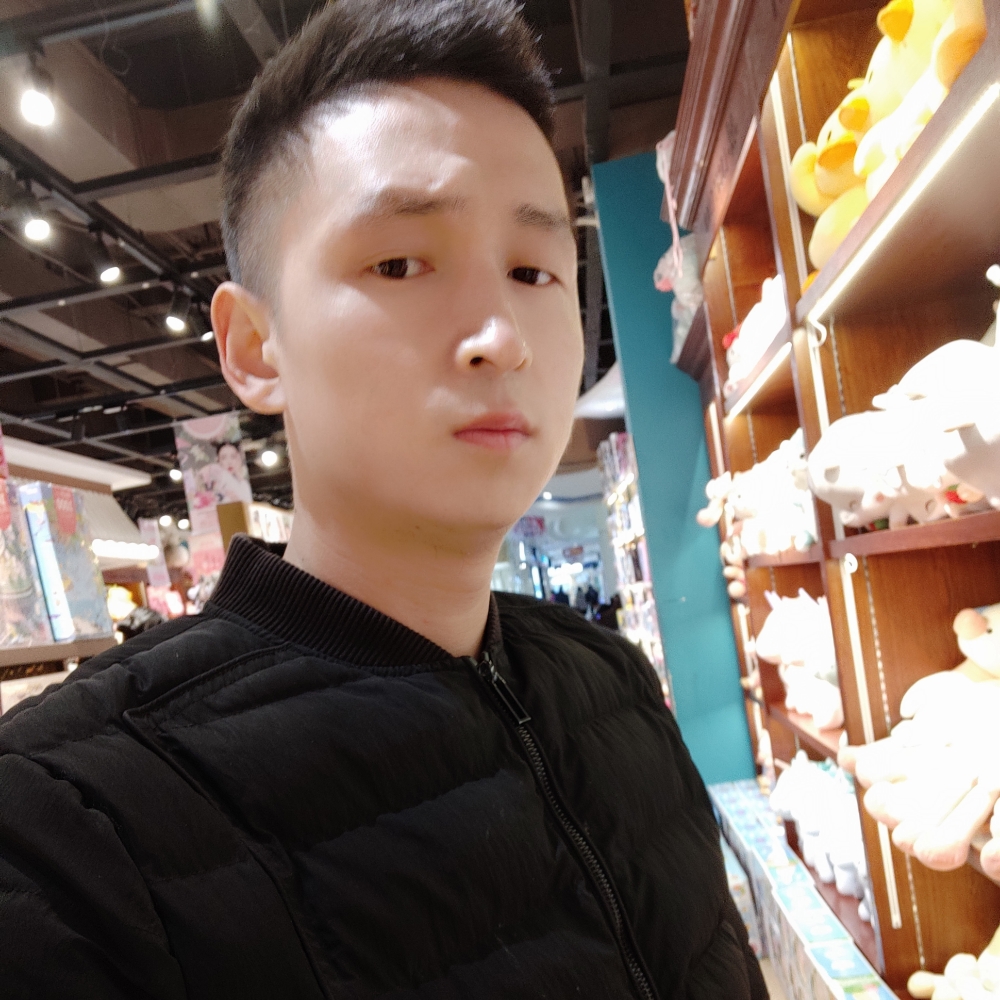 迷一样可爱男孩的照片