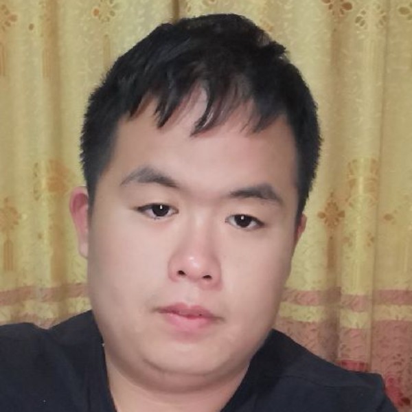 痴情踢雨的照片