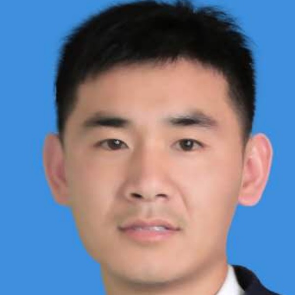 英勇深拥荔枝的照片