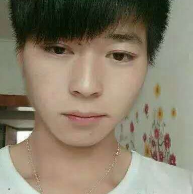 冥王星迎微笑的照片