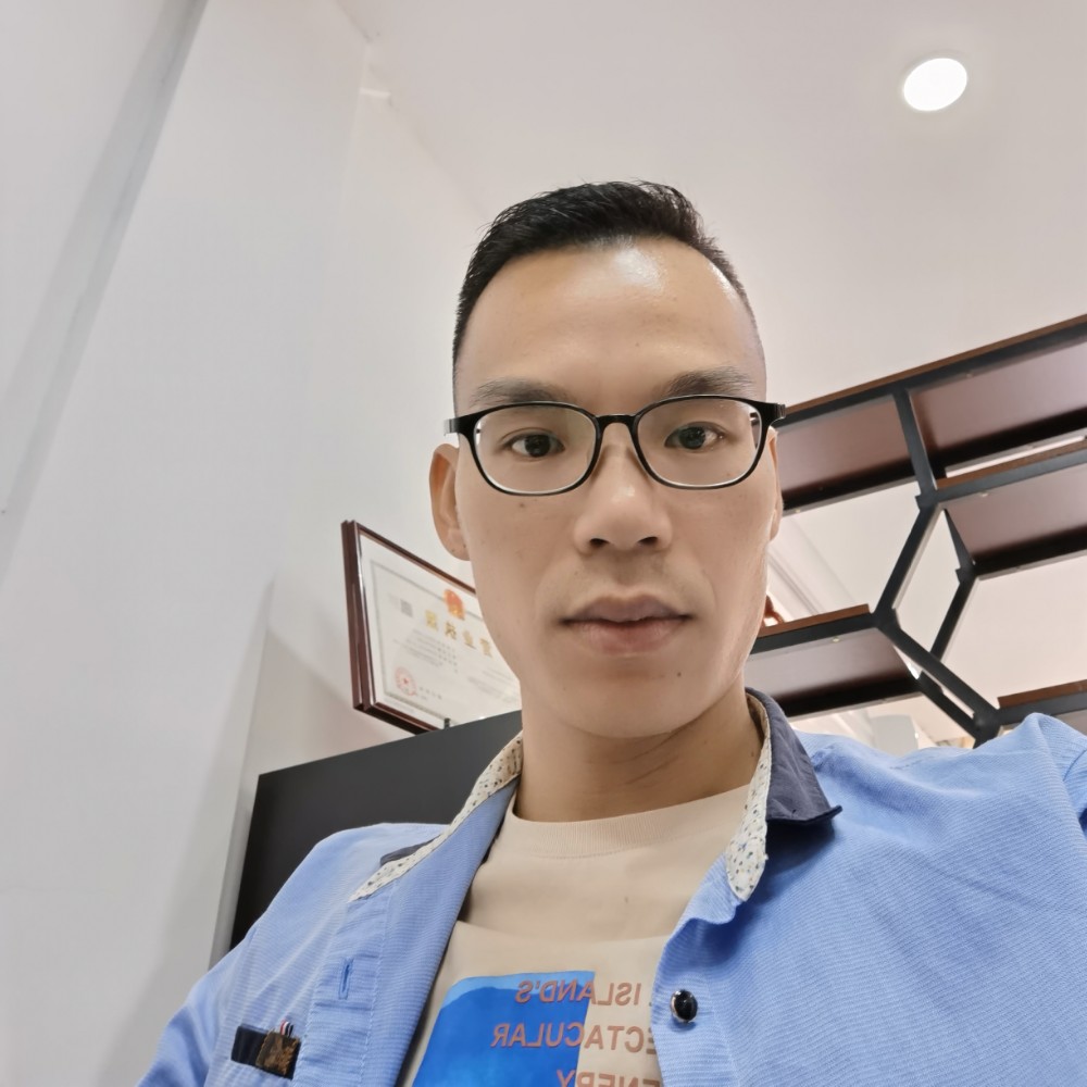 y你那么美。的照片