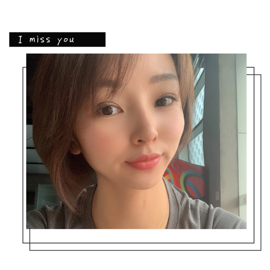 Hello笑的照片