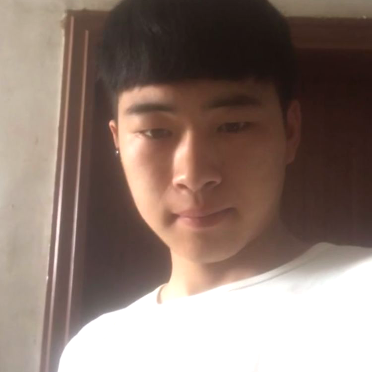 路人拾忆单薄的照片