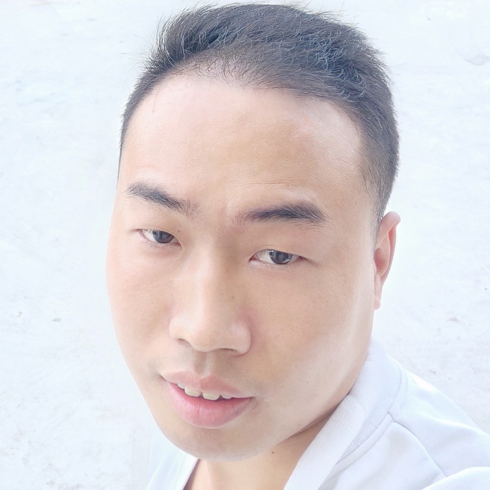 离异带小孩男的照片