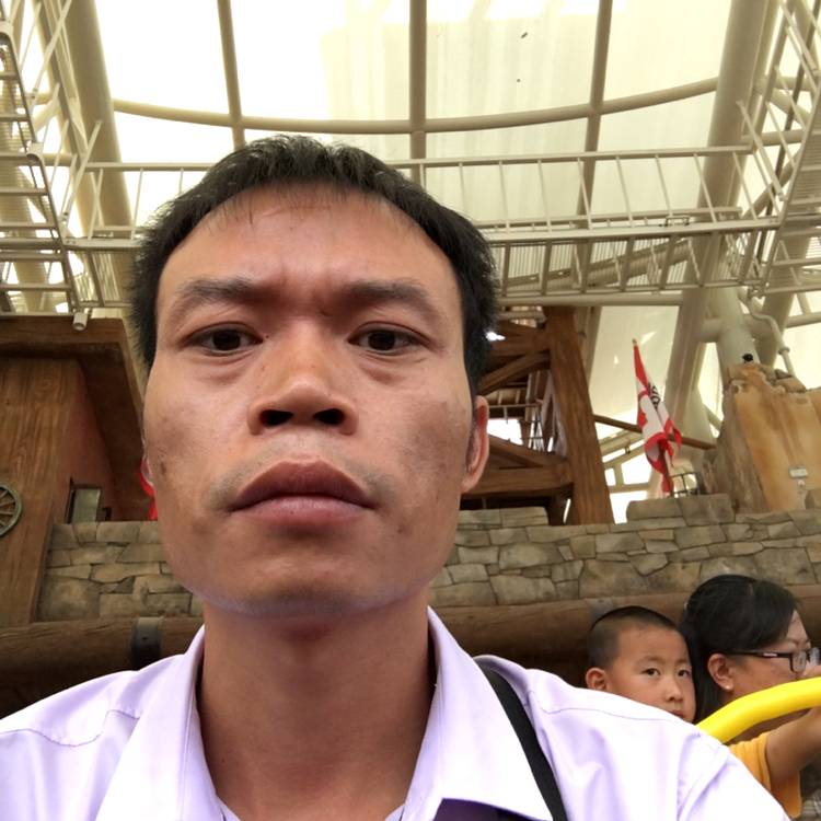 羽裳爱笑的照片