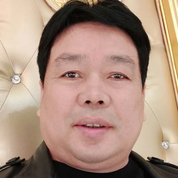 无心一笑的照片