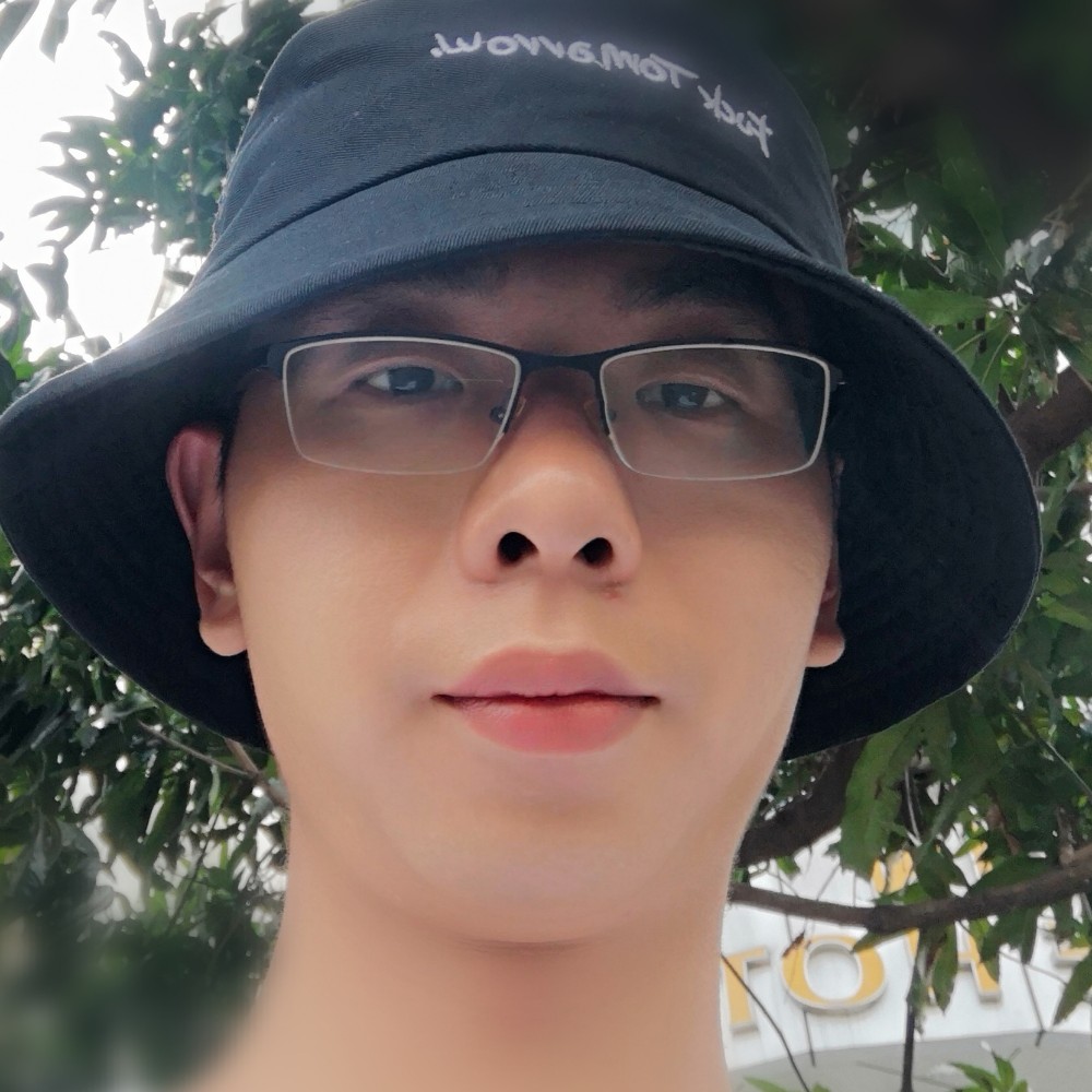 小猫咪等于甜甜的照片