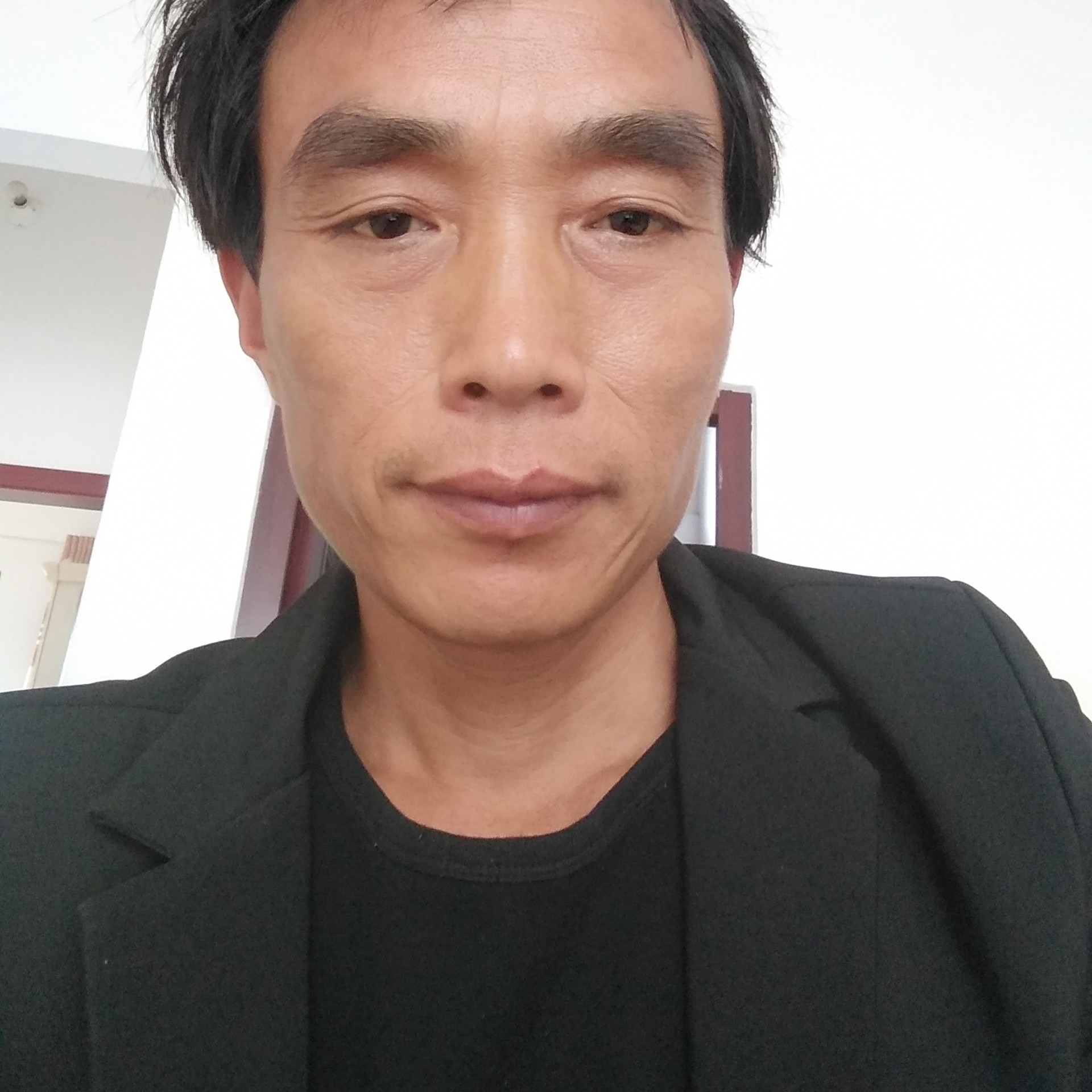 陌殇相许单薄的照片