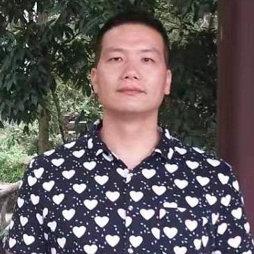 一人睡一边的照片