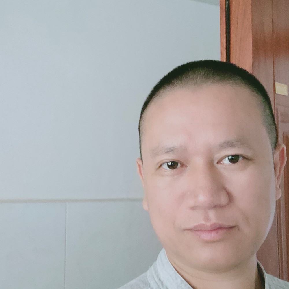 余音等待迷人的照片