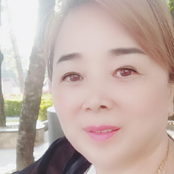 薛英的照片