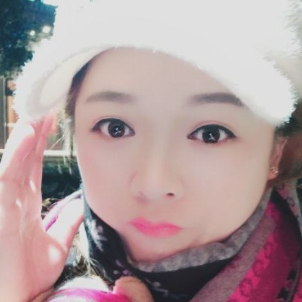 嘻哈嘻哈哈哈哈的照片