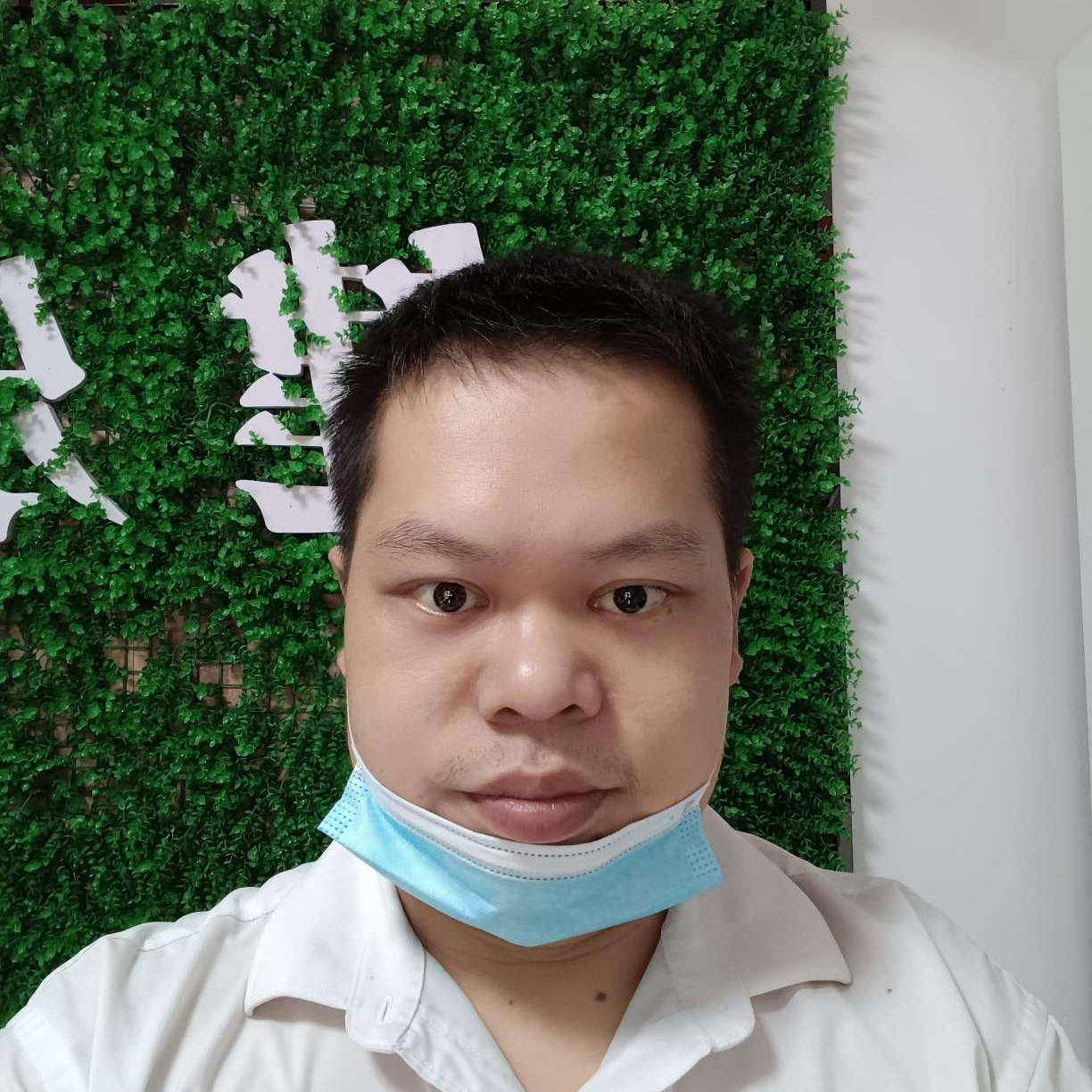 光亮回眸眼睛的照片