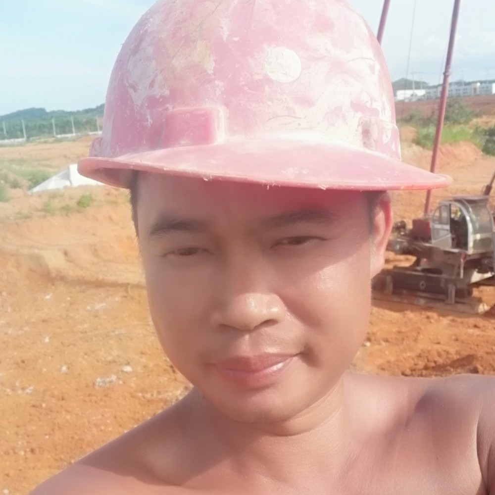 电源漫步流年的的照片