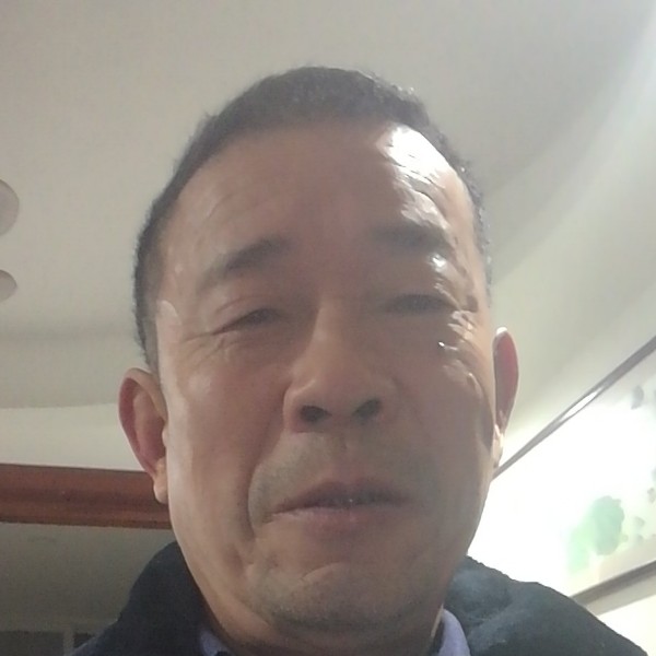 蒋广照的照片