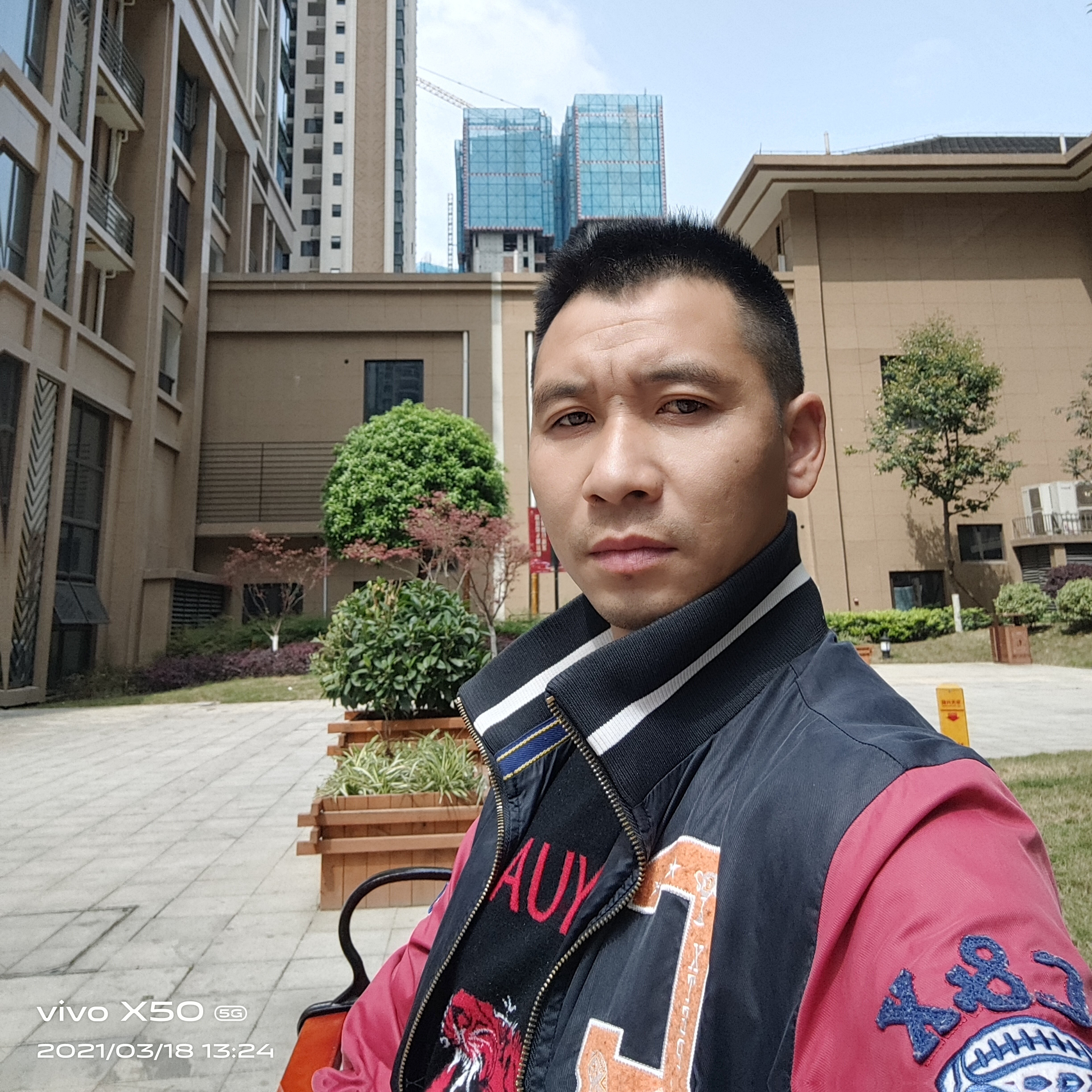 沉静請水影的照片
