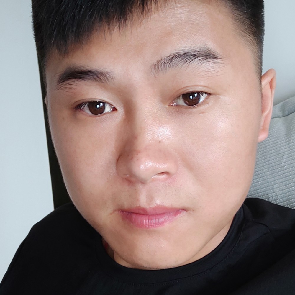 悲凉蹙眉晨阳的照片