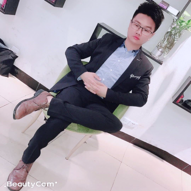 潇洒相许星月的照片