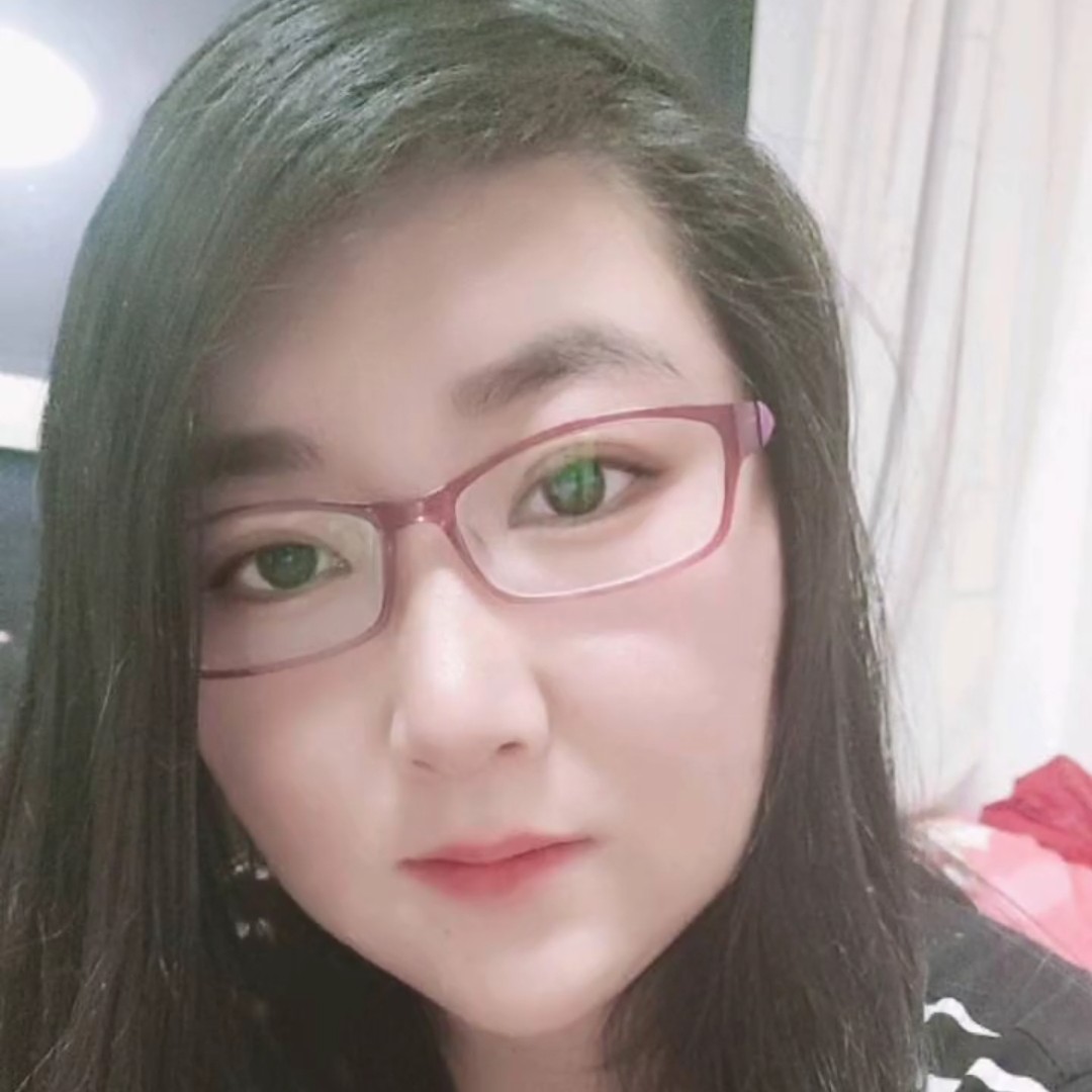 西牛笑娇气的照片
