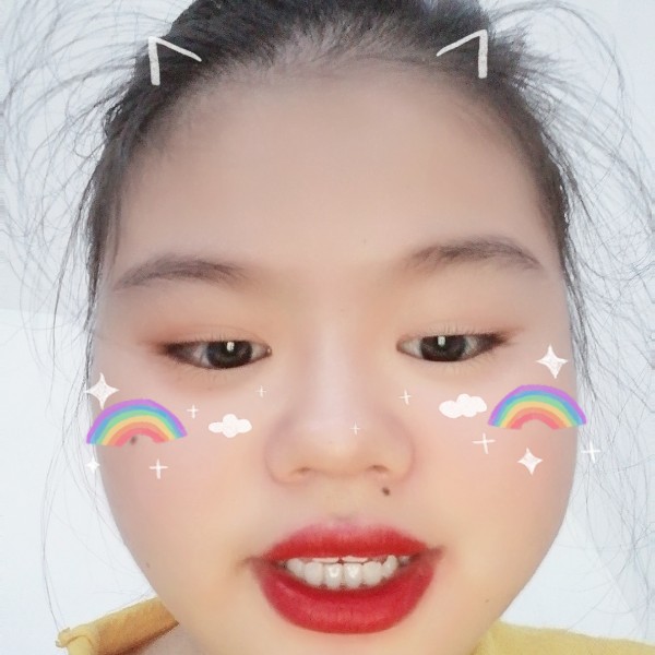 开心回眸小蝴蝶的照片