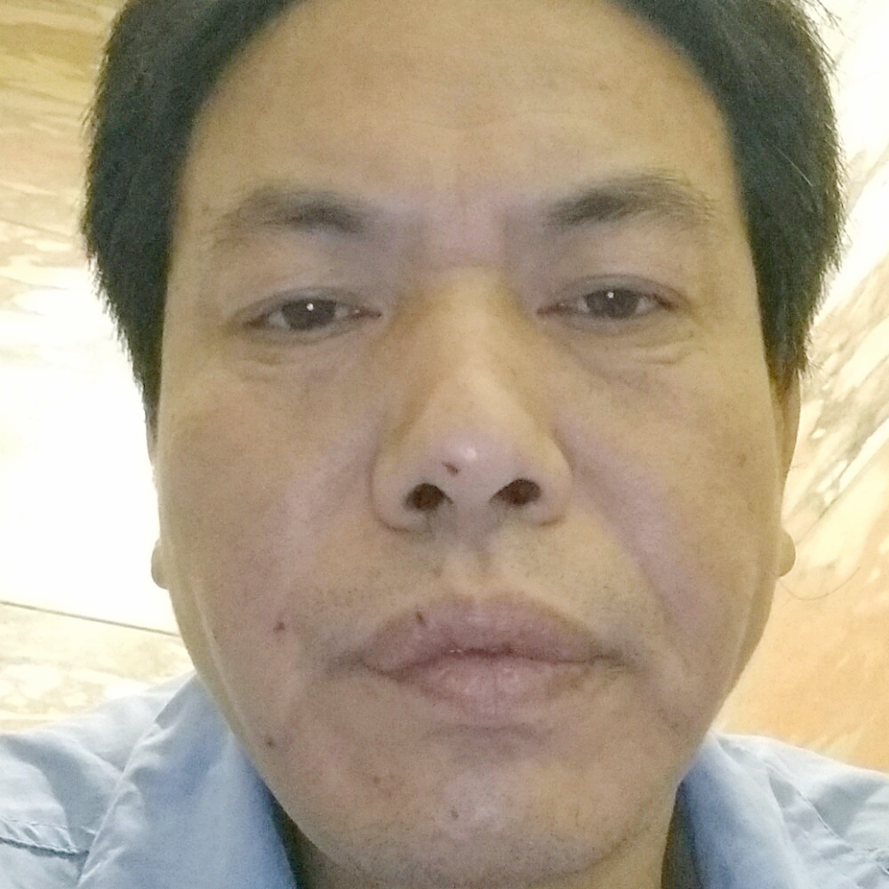 透彻笑黑夜的照片