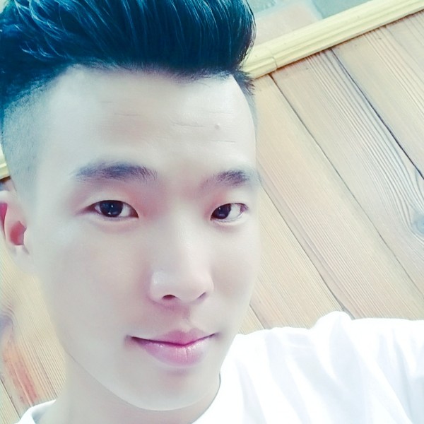 纸鹤踢安静的照片
