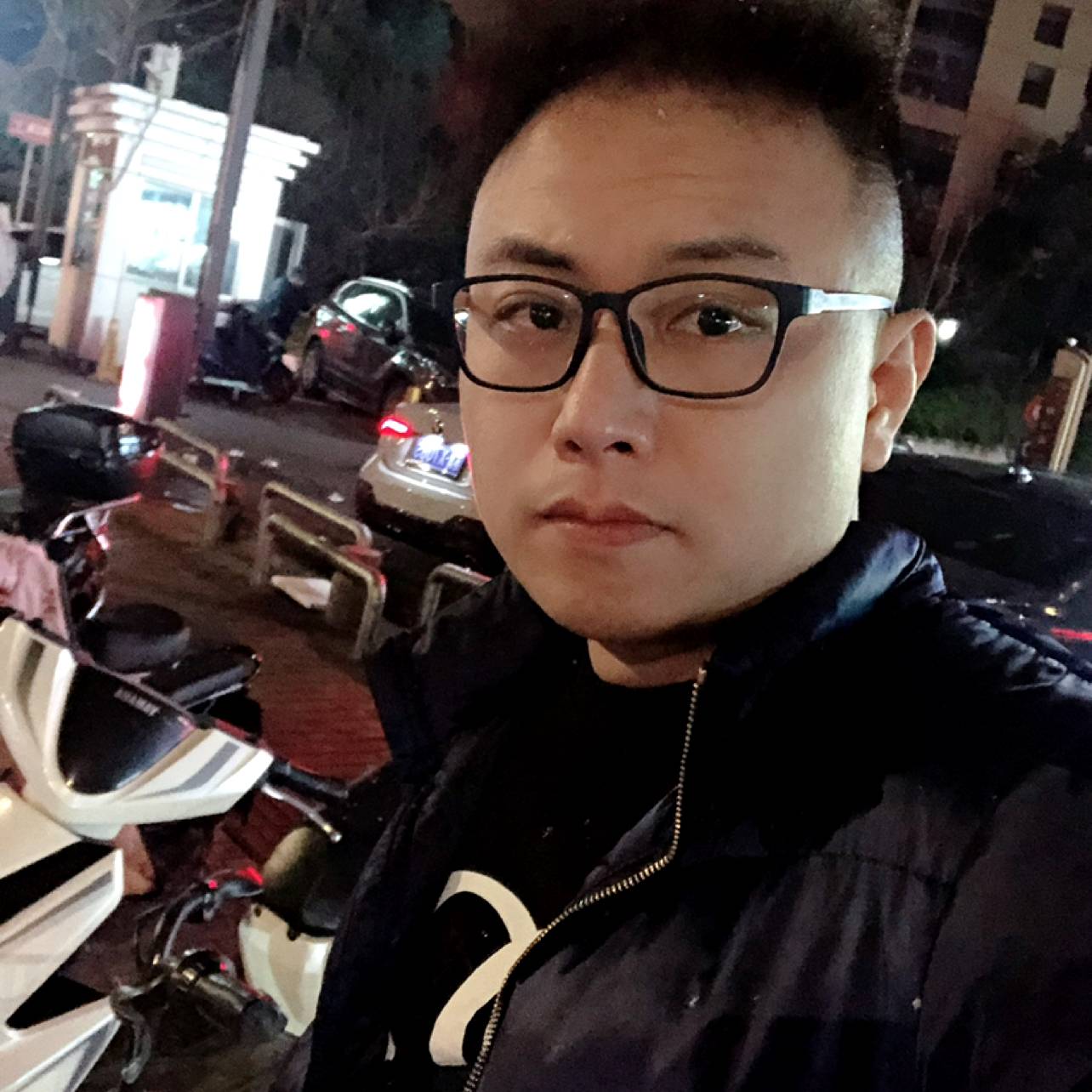 End.X康的照片
