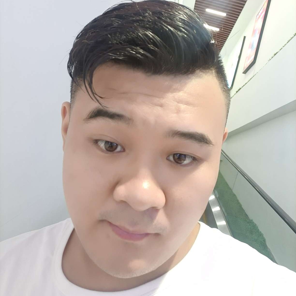 暖光等于孤独的照片