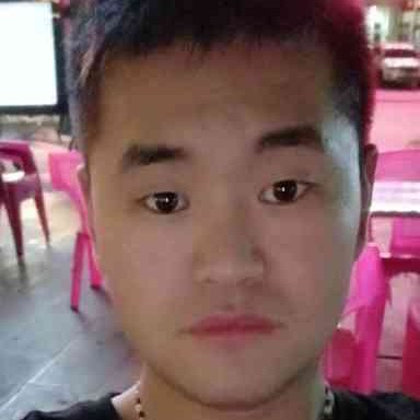 单纯拿萝莉的照片