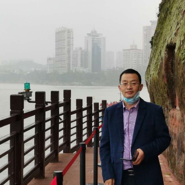 大志若遇的照片