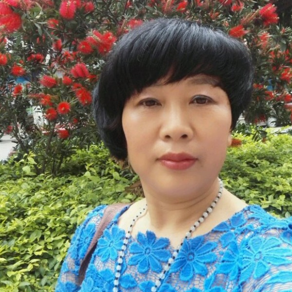 莱媛的照片