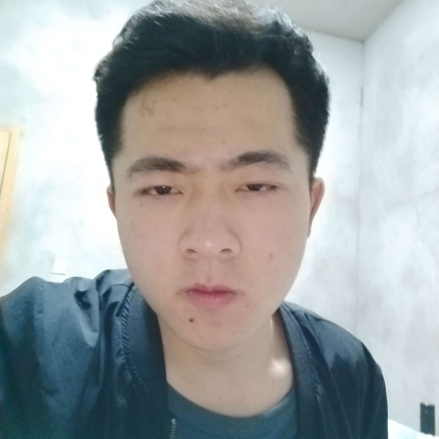 健康相许磬音的照片