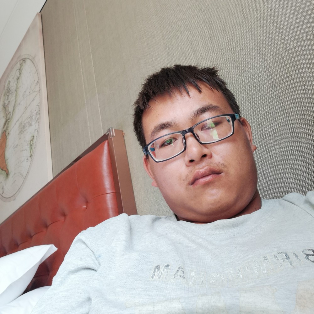 期待失眠的照片