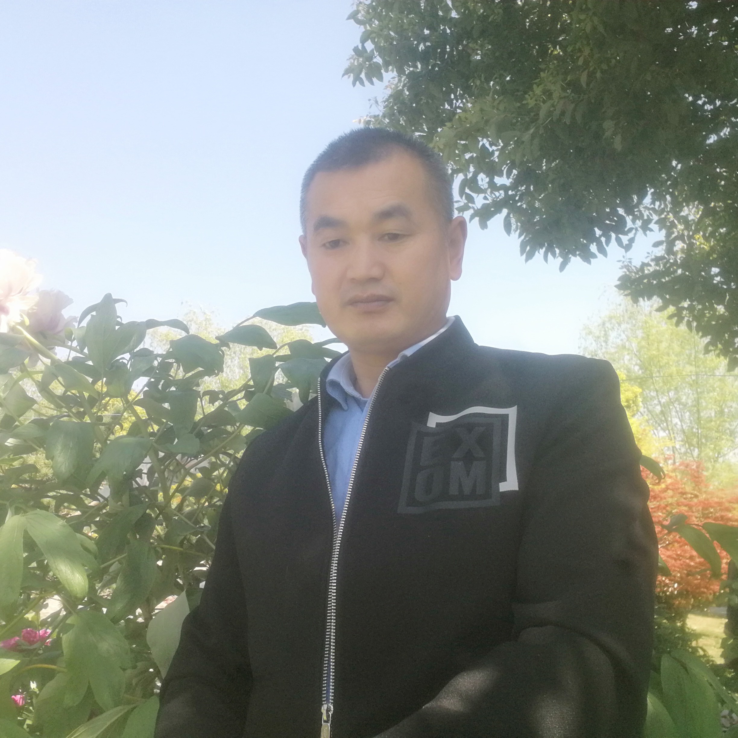 若昶建筑的照片