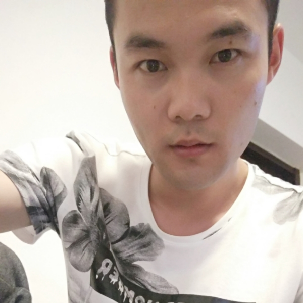 泗久亦的照片