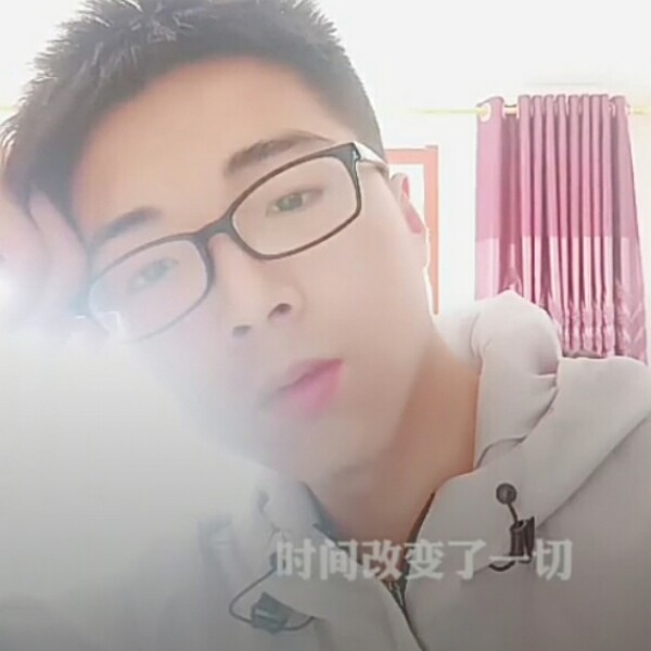 惹云云的照片