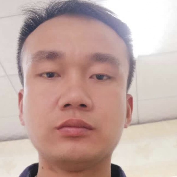 甜美等于砖头的照片